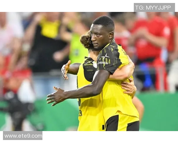 多特蒙德足球明星们的成长之路与辉煌成就解析 多特蒙德足球明星们的成长之路与辉煌成就解析